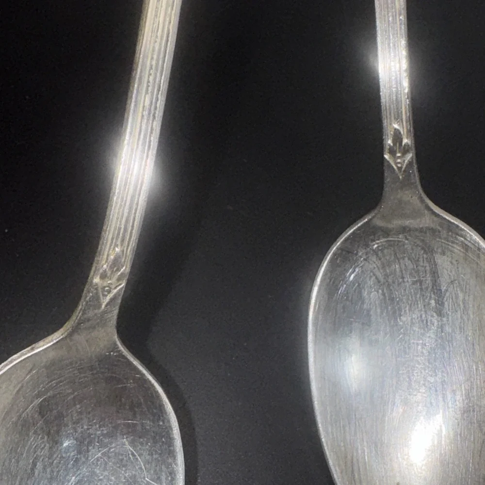 Wm A Rogers A1 Plus Oneida Ltd (VTG 1936)‎ Silverware.